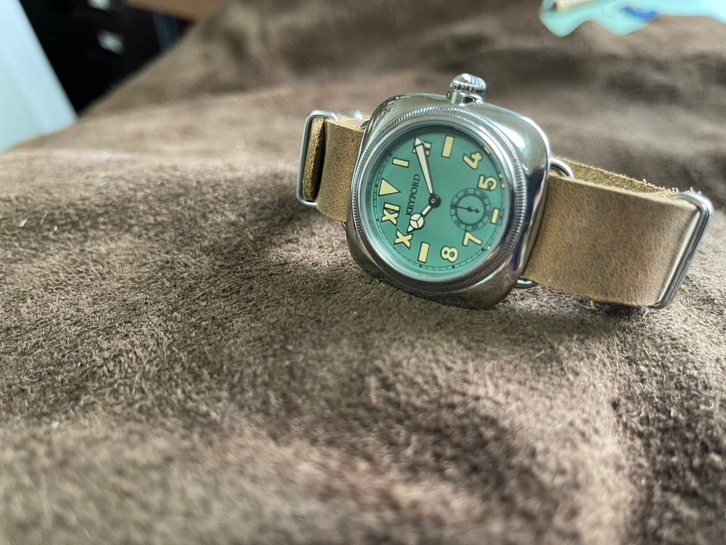 Cushion watch California dial smoky green