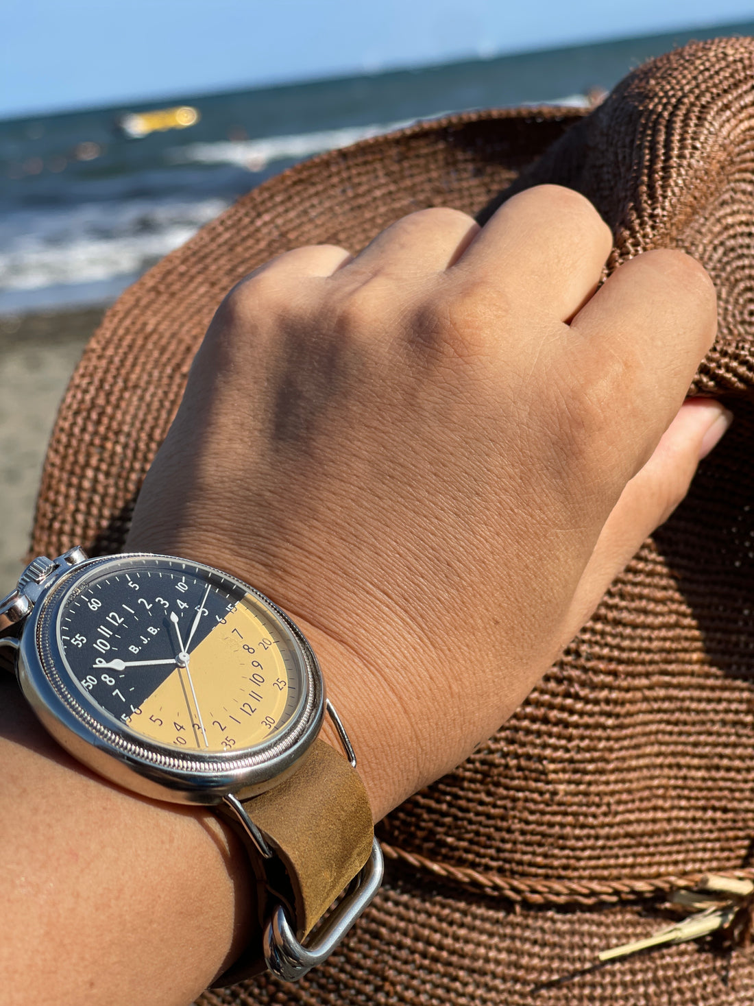 Montrerolloi HP – M.R.M.W Montre Roroi Military Watch