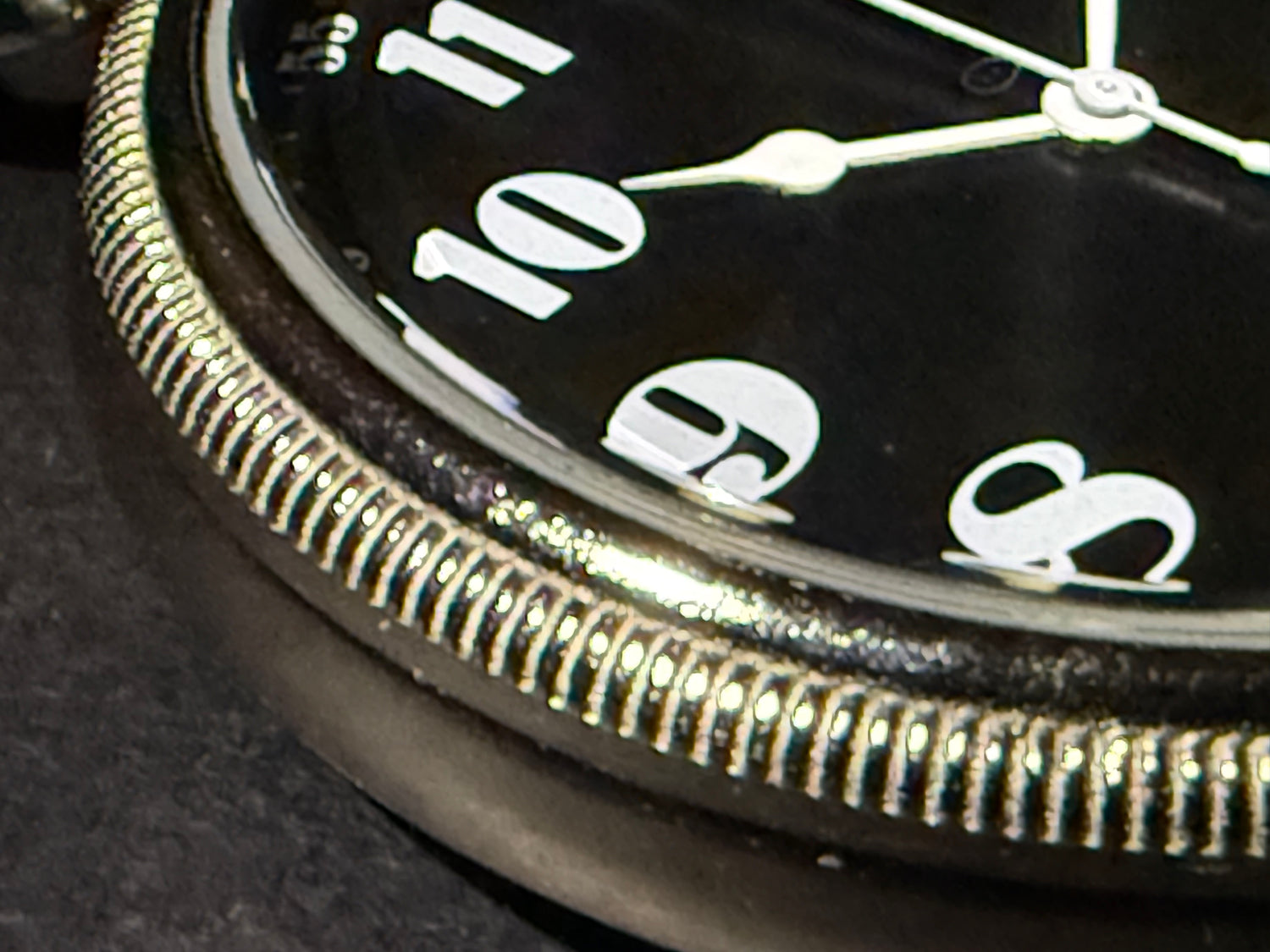 AN5740 12h Black